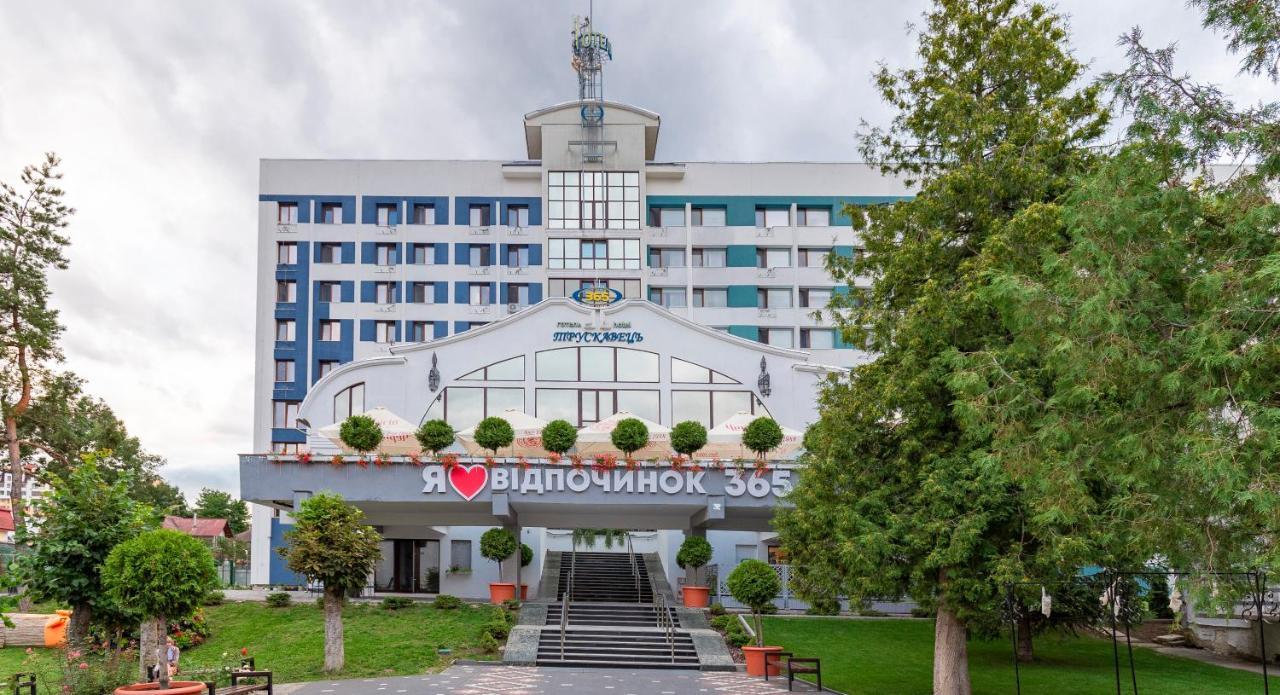 Truskavets 365 Hotel Exterior foto